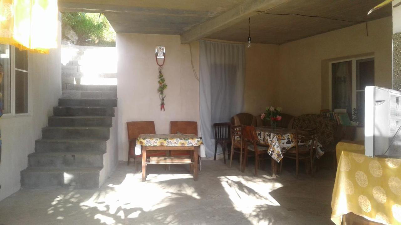 Райский Уголок גגרה מראה חיצוני תמונה